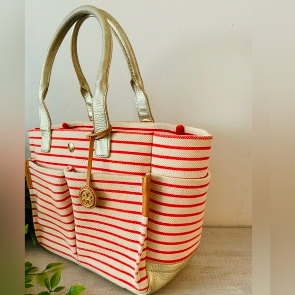 Tory Burch Carrie Tote - Picture 2 of 7